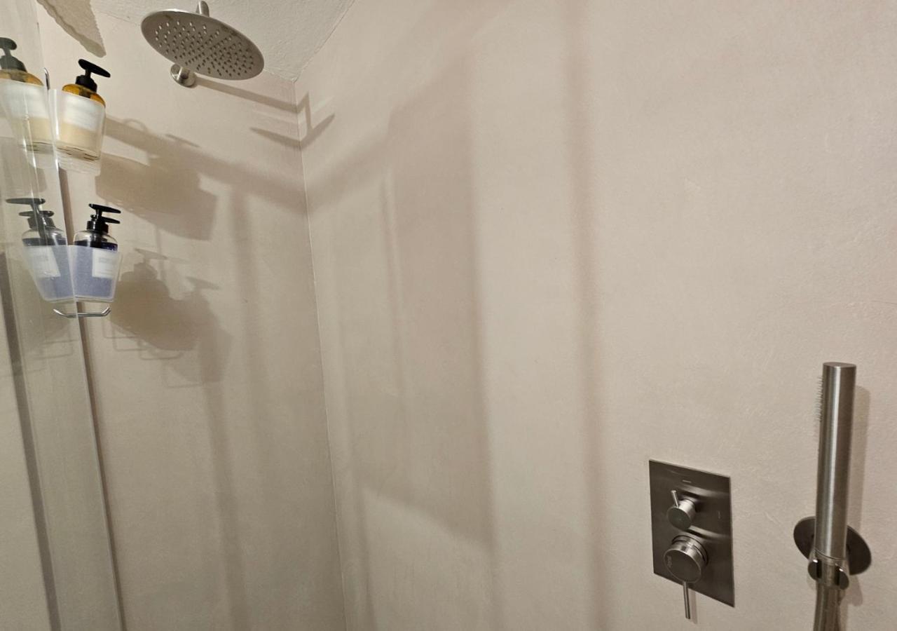 Apartment Eanna Scalo Porta Romana Prada Mailand